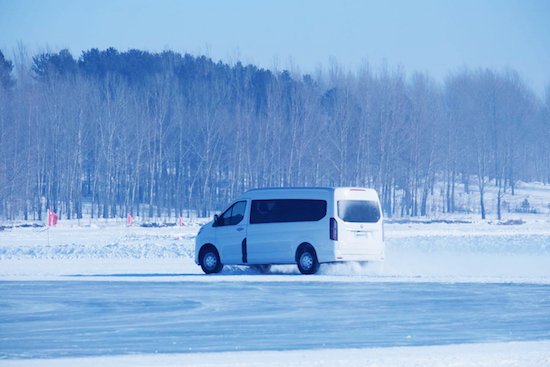 征服冰雪世界 图雅诺大V 极寒试验彰显硬核实力_fororder_image002